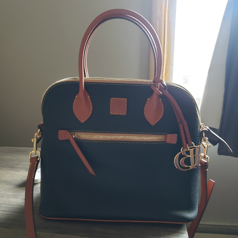 Authentic Dooney & Bourke Large Dome Satchel-NWT